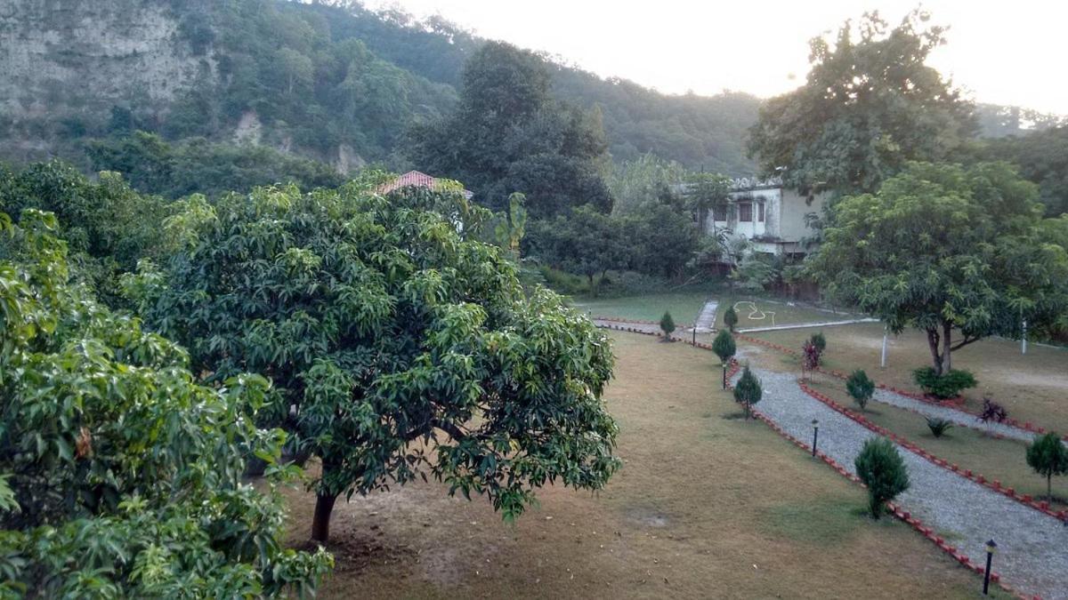 Jim Corbett Resort Ramnagar  Exteriér fotografie