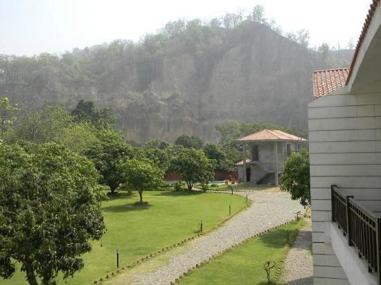 Jim Corbett Resort Ramnagar  Exteriér fotografie
